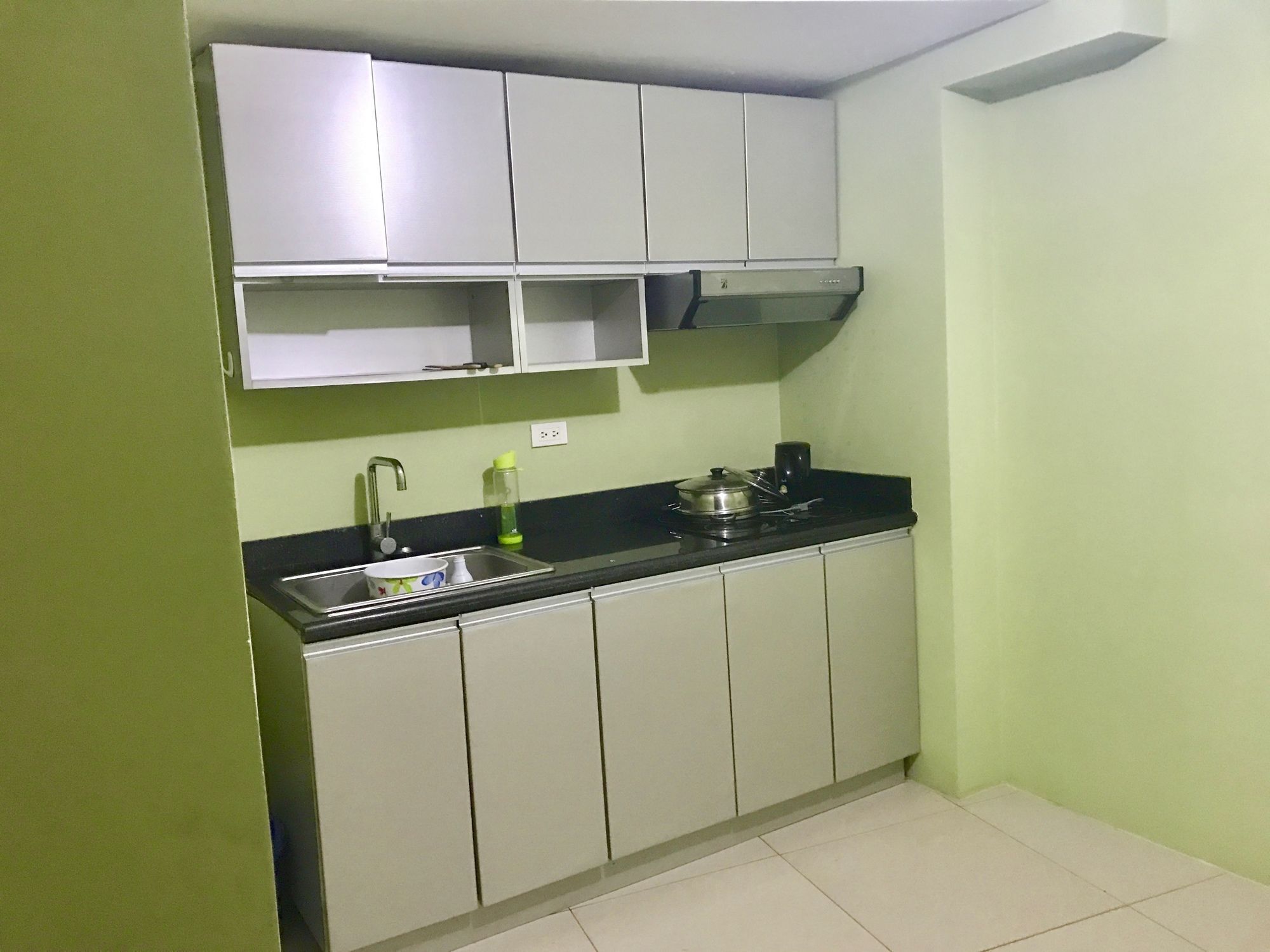 The Beacon Serviced Residences Makati City Extérieur photo